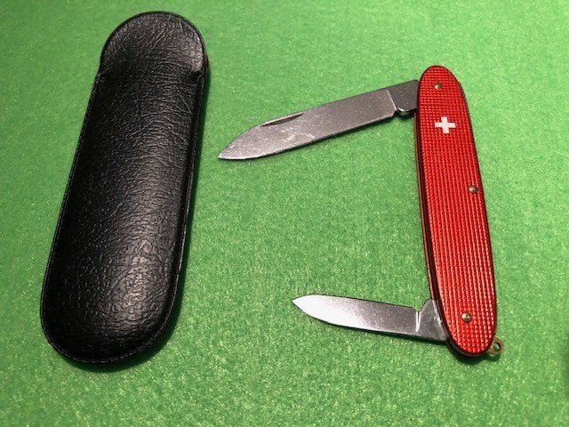 Victorinox Couteaux de poche: Victorinox Taschenmesser – D'occasion à Altbüron par zet_pnw5