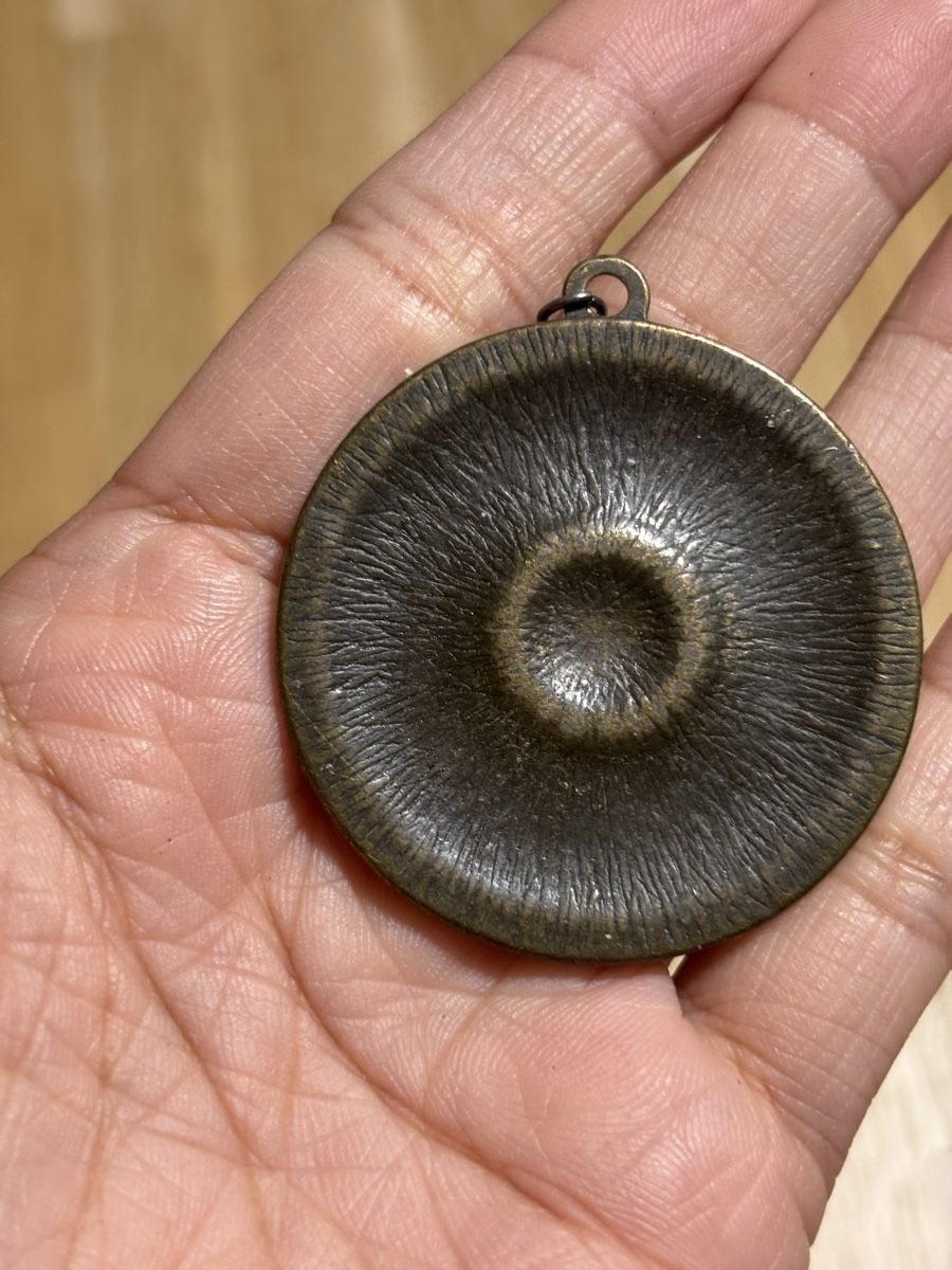 Pendentifs: Ethnic pendant – D'occasion à Confignon par Second_Hand_Ch 2