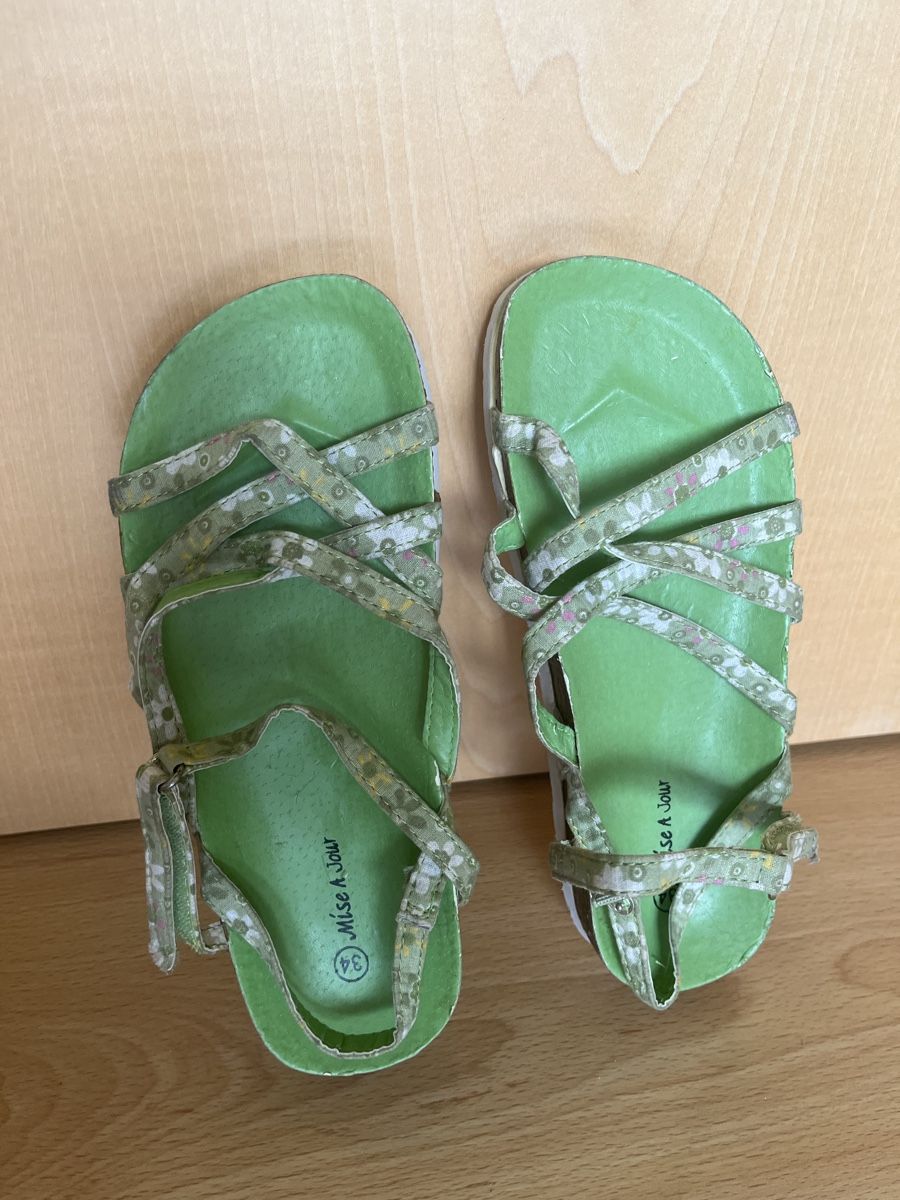 Scarpe per ragazze: Sandales Mise à jour 34 – Nuovo e nell'imballaggio originale da Tafers venduto da ValKara