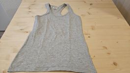 Träger T-Shirt von bpc, grau, Gr. 128/134 - Super Zustand!