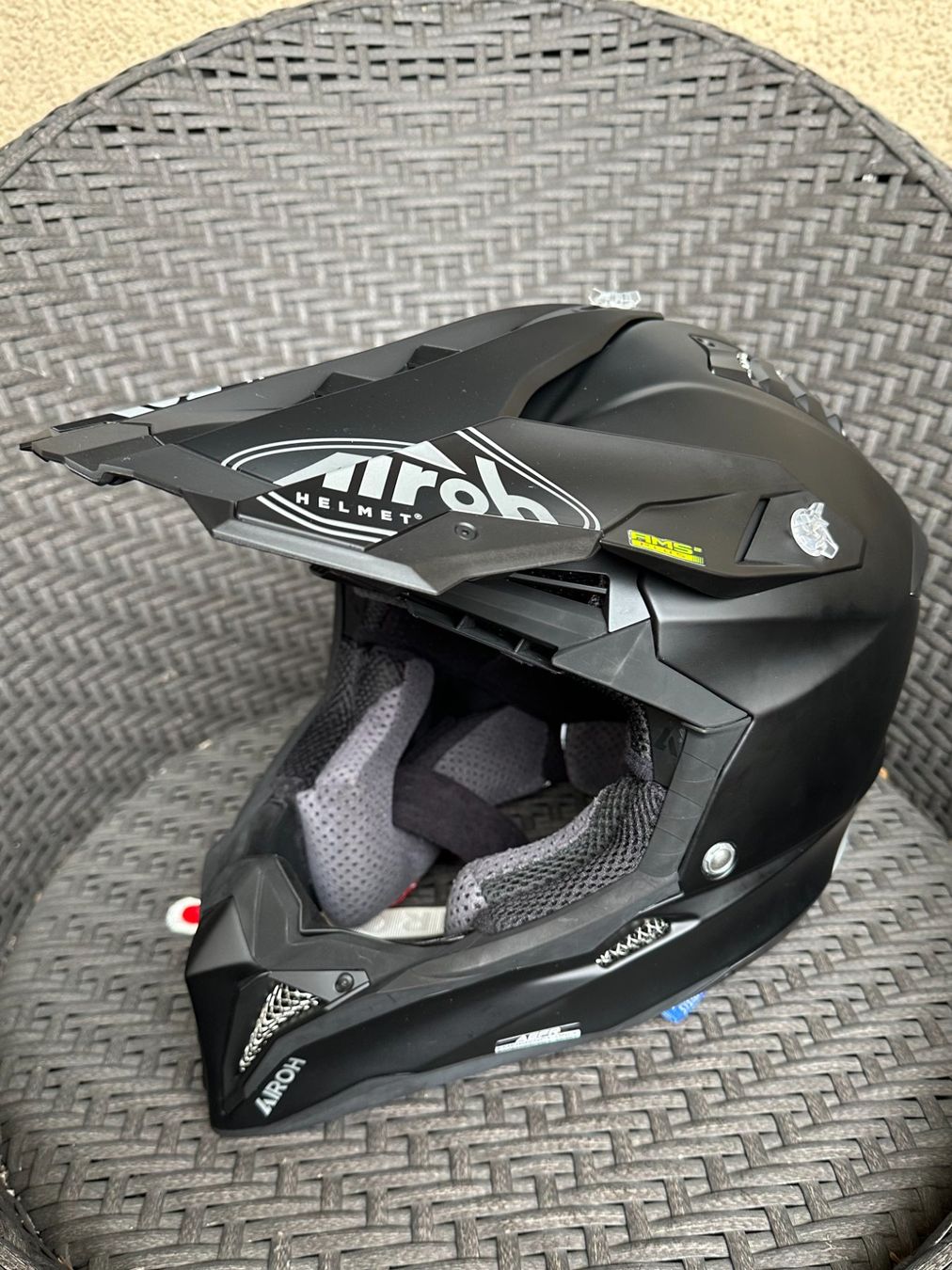 Airoh Casques & visières: Airoh Aviator 3 Motorrad Helm – Neuf (Voir description) à Neuhausen par pas_9lqk