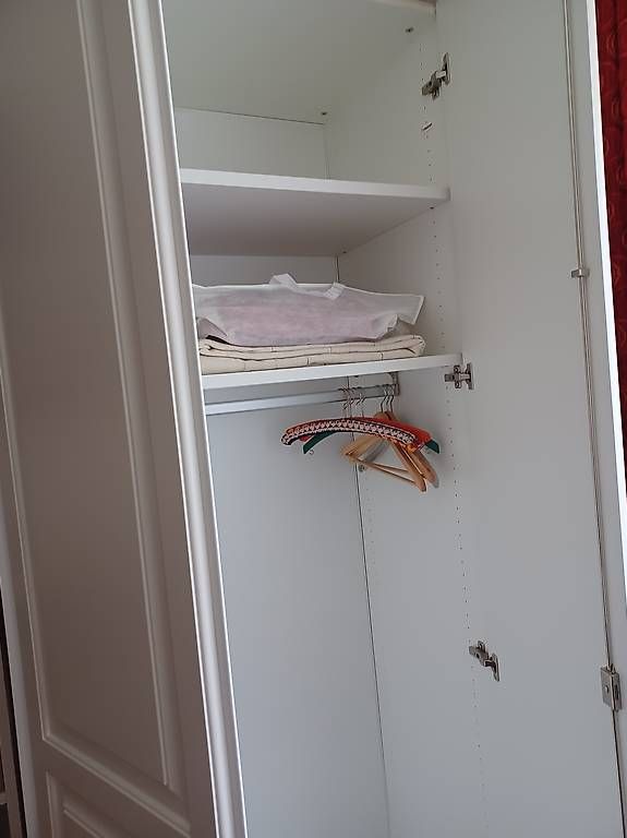 Armadi: Schrank 2türig von Diga – Usato da Burgdorf venduto da edu_h9xb 1