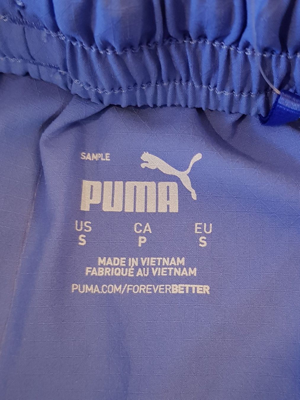 Puma Pantaloni: AC Mailand Puma Shorts, Grosse S – Usato da Le Mouret venduto da Pantini 5