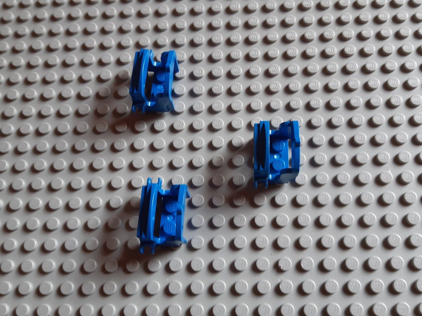 Lego Kit di costruzioni: LEGO - blaue Pferdesättel - Horse Saddle – Usato da Muhen venduto da Legoholic 1