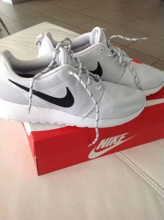 Nike Scarpe da donna: Nike Roshe Run hellgrau NEU – Nuovo (secondo la descrizione) da Thalwil venduto da JogaB0nito 2