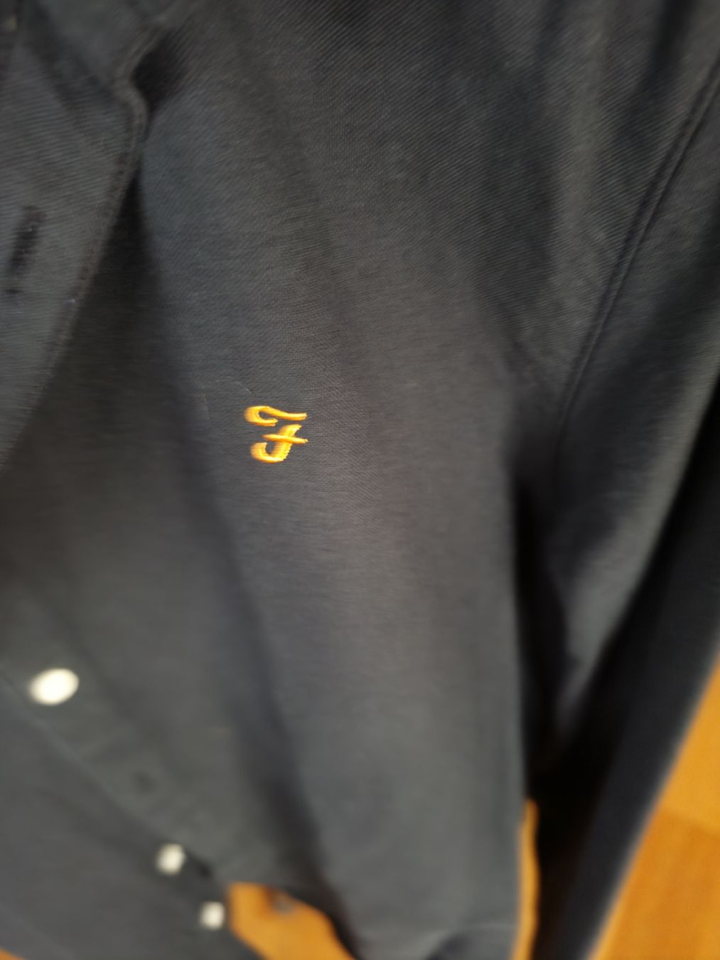 Chemises: Farah Hemd Slim Fit L schwarz – Neuf (Voir description) à Flaach par ker_6ml7 1