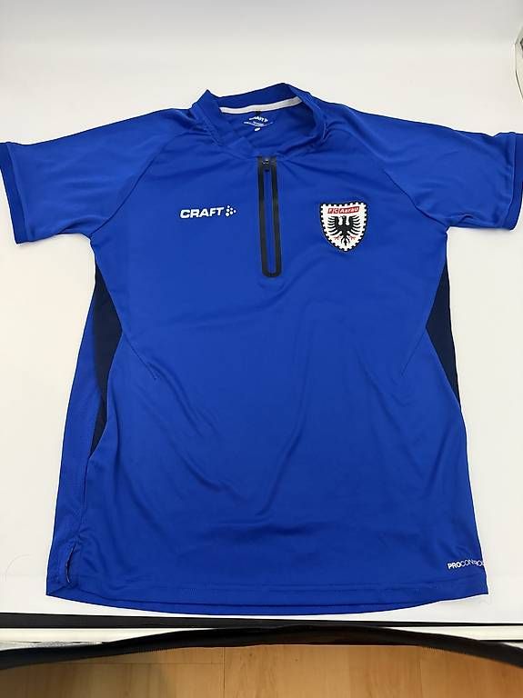 Canottiere & Pantaloni: FC Aarau craft presentation shirt – Usato da Bremgarten AG venduto da mariboz