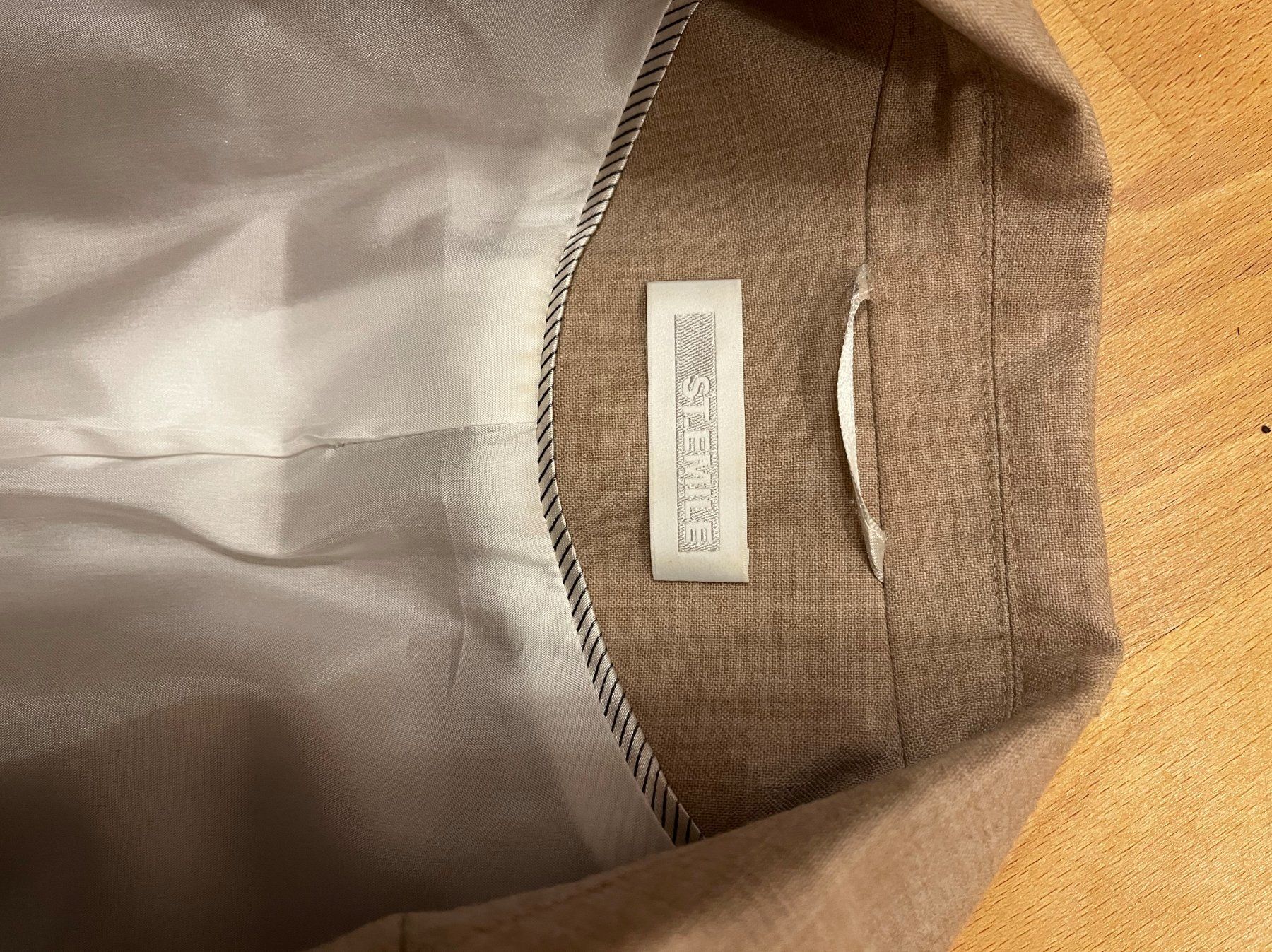 Giacche: Blazer / ST. EMILE – Usato da Maienfeld venduto da 2nd-Hand-Parts 4