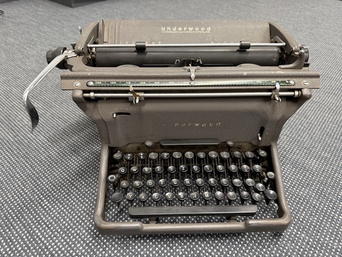 Underwood Macchine da scrivere: Schreibmaschine Underwood – Difettoso da Kriens venduto da delfossejf 1