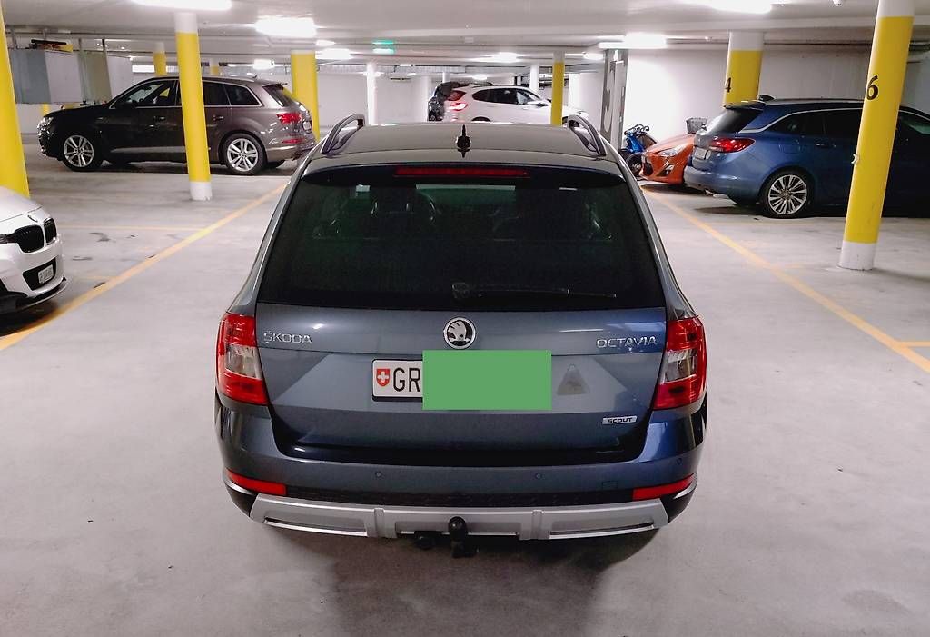 Skoda Automobili: Skoda Octavia Scout – Usato da Fläsch venduto da KIOT 3