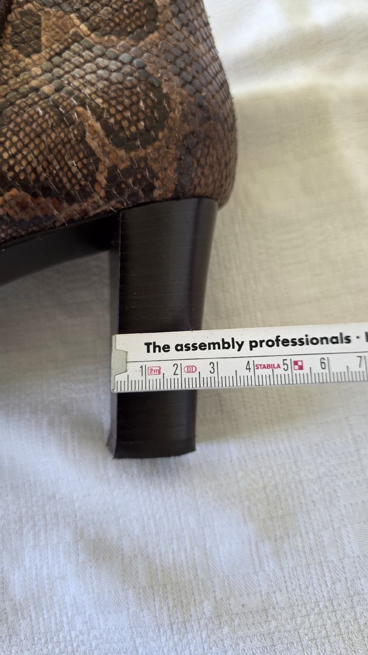Scarpe da donna: Wunderschöne Stiefeletten von "GiorM Firenze" Gr. 39.5 – Usato da Schneisingen venduto da backstore24 6