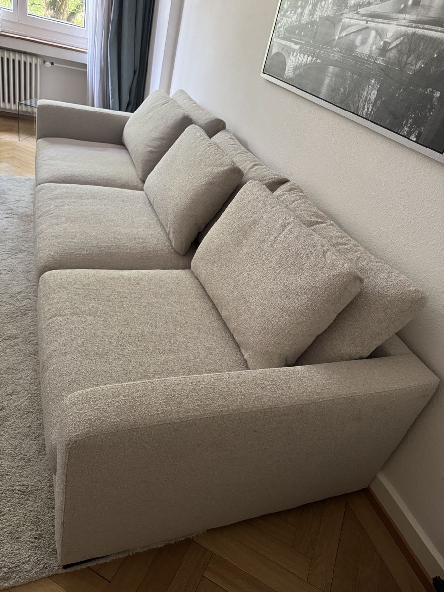 Divani: Sofa hellgrau Stoff 3-Sitzer neuer Zustand – Nuovo e nell'imballaggio originale da Zürich venduto da SF2023 2