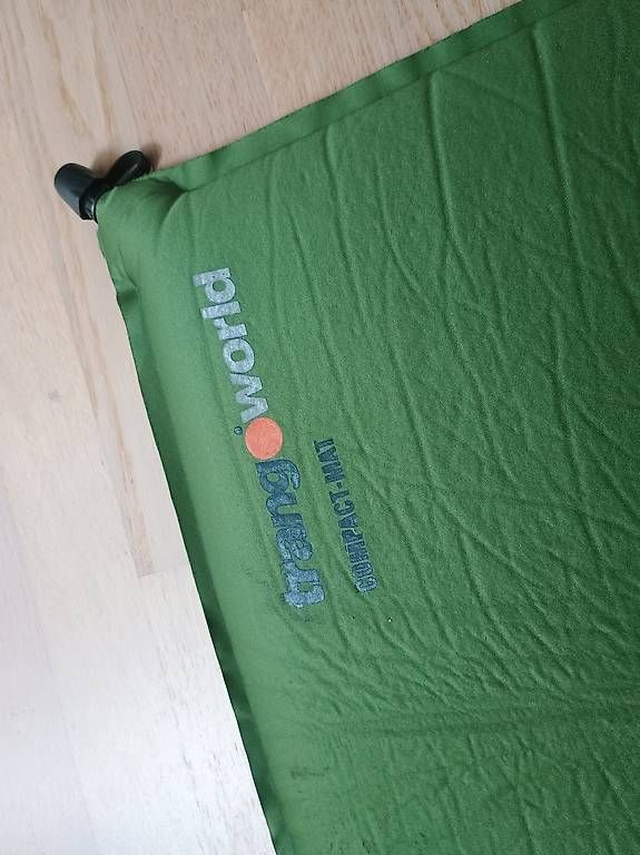 Tappetini fitness: Camping Isomatte Trangoworld compact – Usato da Zwillikon venduto da Mschaeuble 1