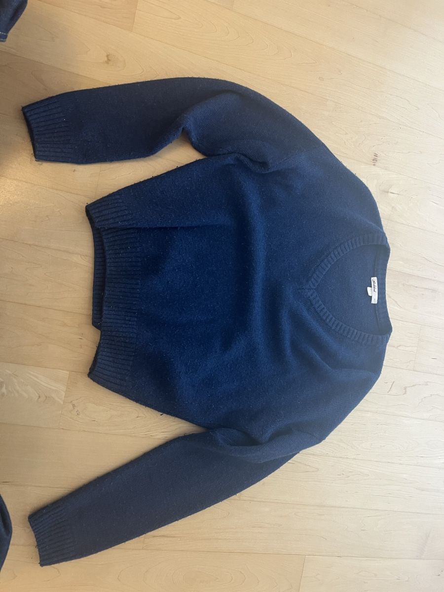 Maglioni & Felpe: Pullover Subdued blau Grösse XS gebrauchter Zustand – Usato da Inwil venduto da Ayrine2026 1
