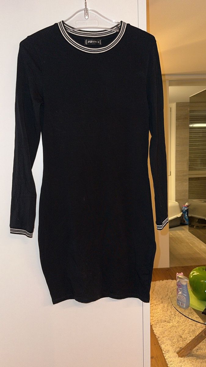 Lotti di vestiti: Set mit 3 Kleider 👗 – Usato da Moosseedorf venduto da Syasyyy__ 1