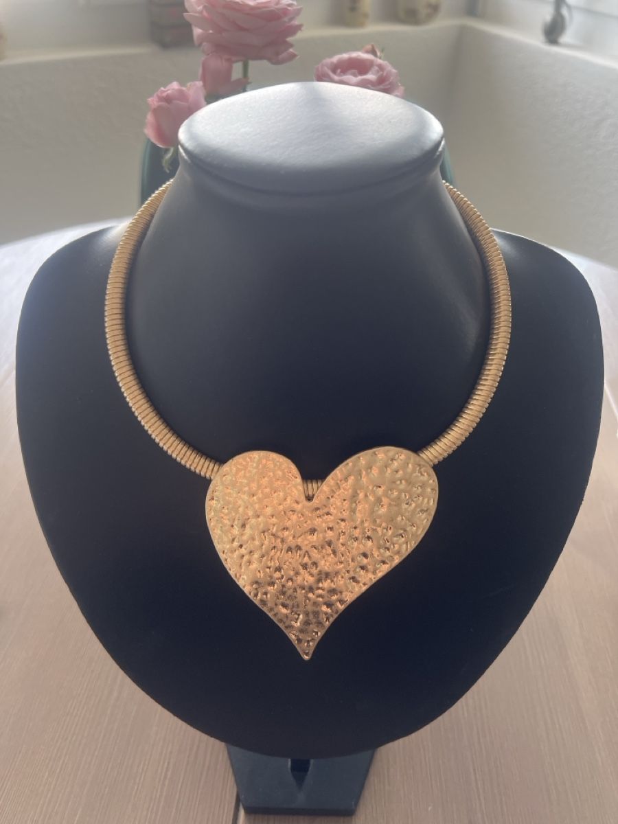 Catenine: Goldfarbene Halskette mit Herz Anhänger – Nuovo (secondo la descrizione) da Seon venduto da Sunny-Schmuck78