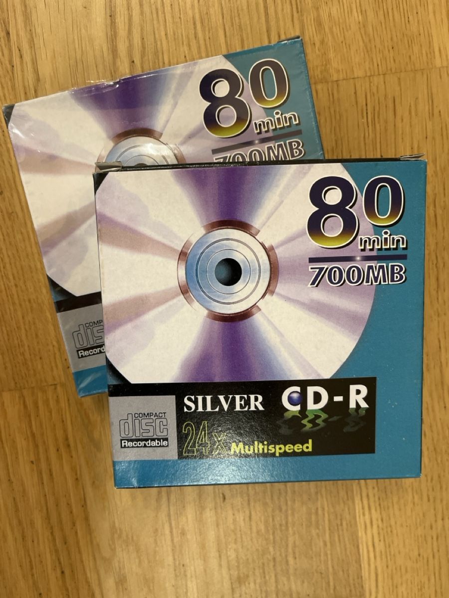 CD & DVD-Rohlinge: SILVER CD-R 24x Multispseed 80min/700MB - Neuwertig! – Neu (gemäss Beschreibung) aus Oberdorf SO von Sofarocker75