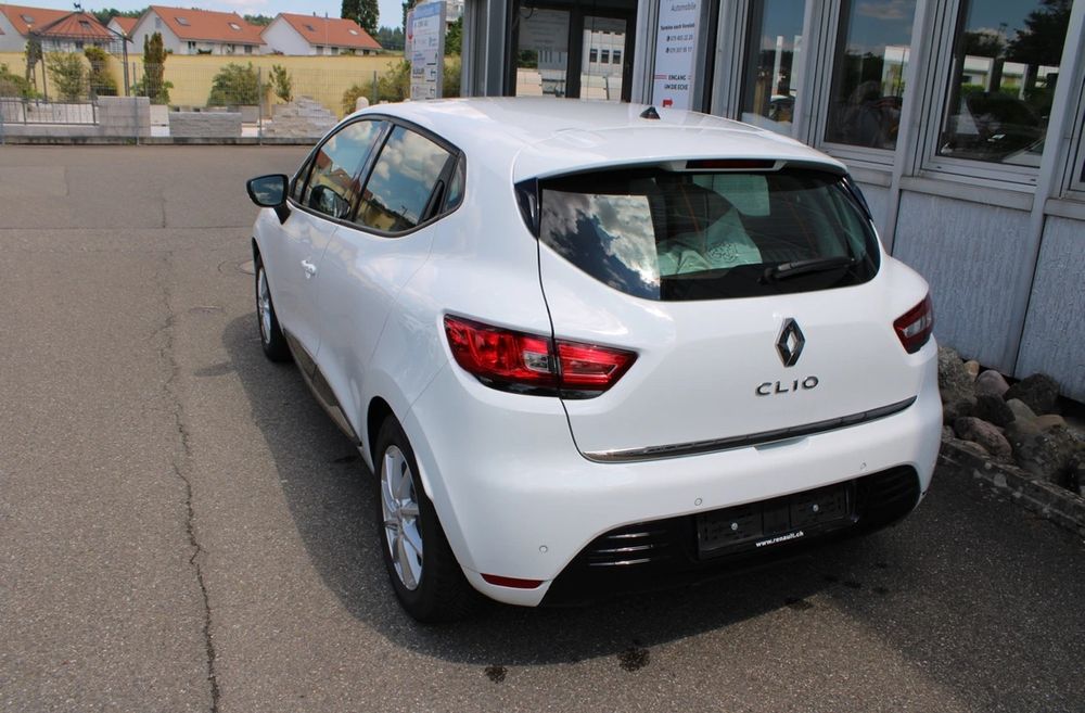Renault Automobili: RENAULT Clio 0.9 Long Life – Usato da Regensdorf venduto da CEDO1 9