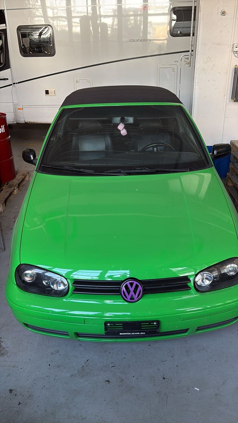 VW Automobili: VW Golf 4 Cabrio 2L Benziner – Usato da Balterswil venduto da Martin_23