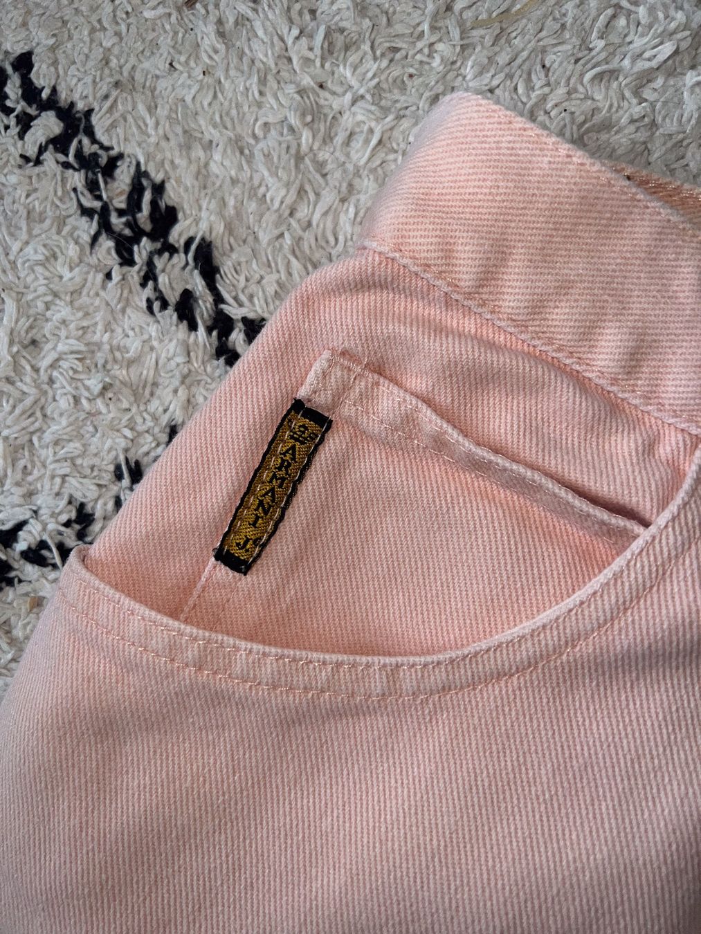 Armani Jeans: Giorgio Armani Vintage Jeans – Usato da DÜRNTEN venduto da marlene83 2