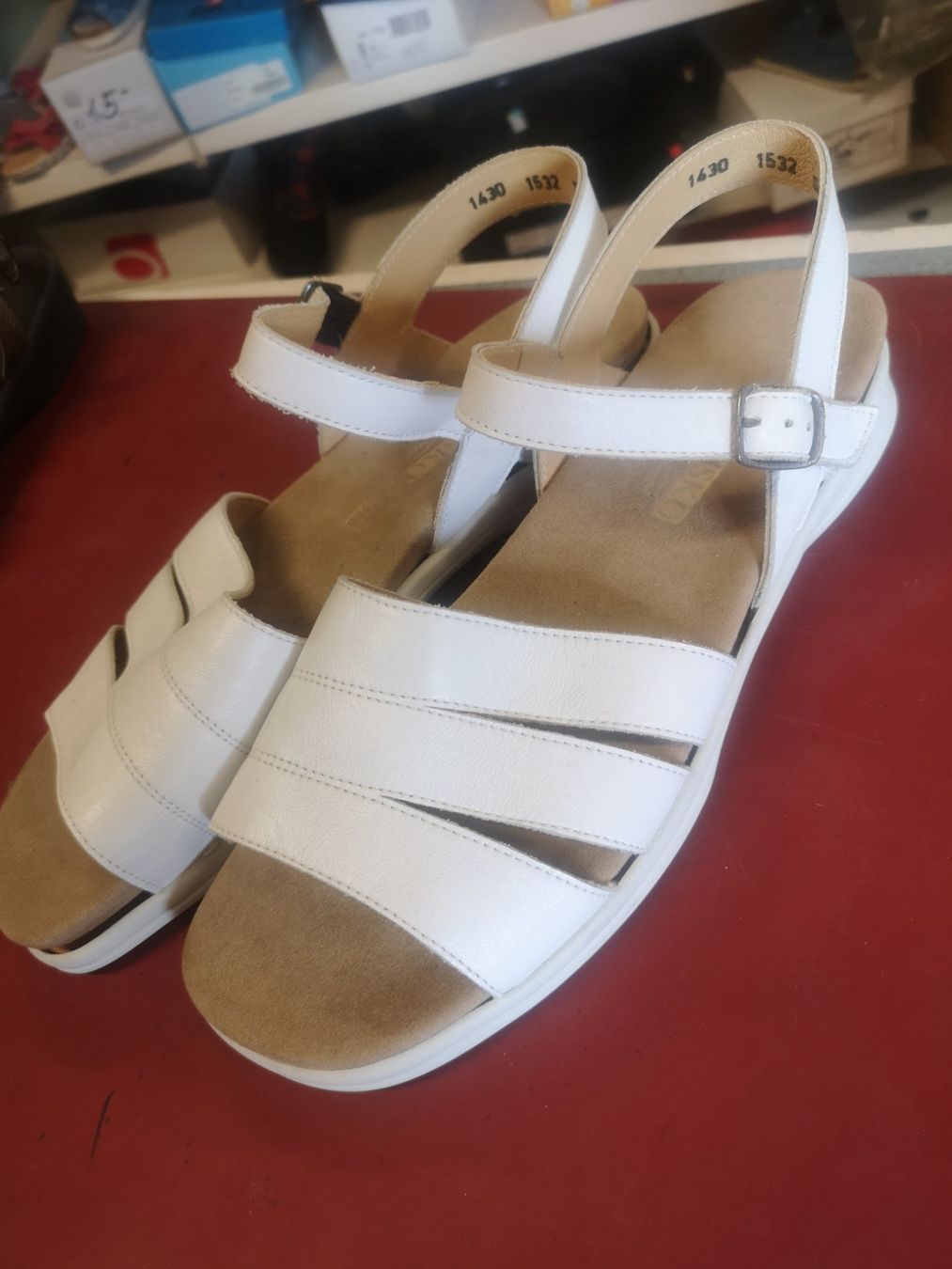 Helvesko Chaussures femmes: Helvesko ladysko – Neuf avec emballage d'origine à Möhlin par Highwaytom