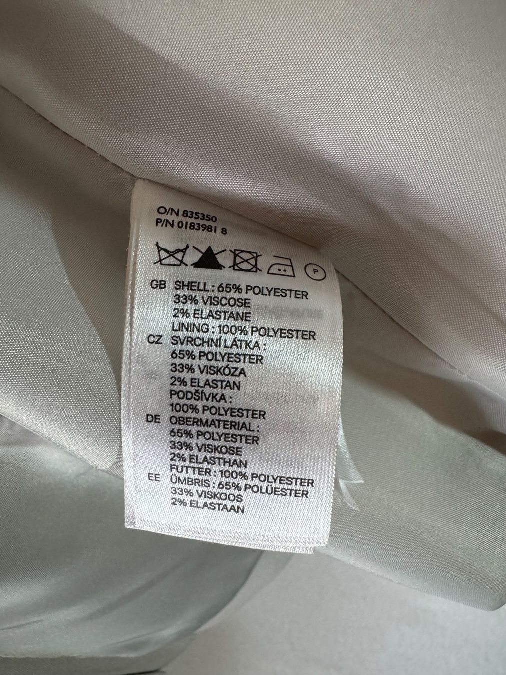 H&M Giacche: Hellgrauer Blazer von H&M Gr. 40 – Usato da Grosswangen venduto da second_hand_dress 3