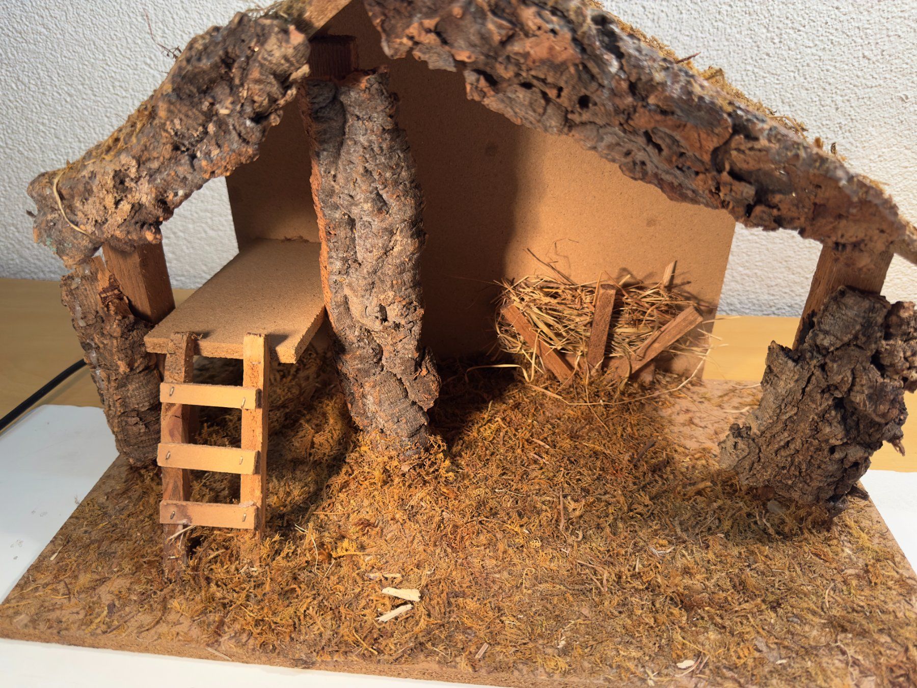 Tutte le decorazioni: Sehr schöne Weihnachtskrippe inkl. Figuren – Usato da Dürnten venduto da RaschaKatz 4