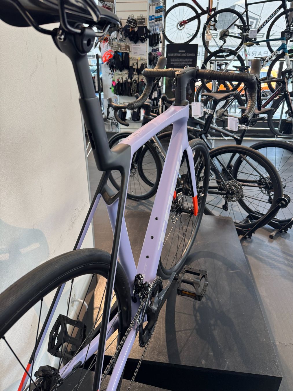 Trek Biciclette: Trek Madone SL 5 Gen 8, Grösse Large – Nuovo e nell'imballaggio originale da Zürich venduto da Velofabrik01 9