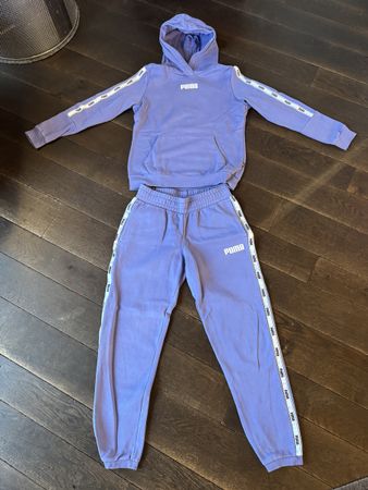 Puma Trainingsanzug lila, Gr. S, guter Zustand