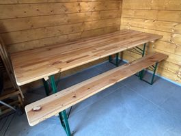 Table de jardin + 2 bancs