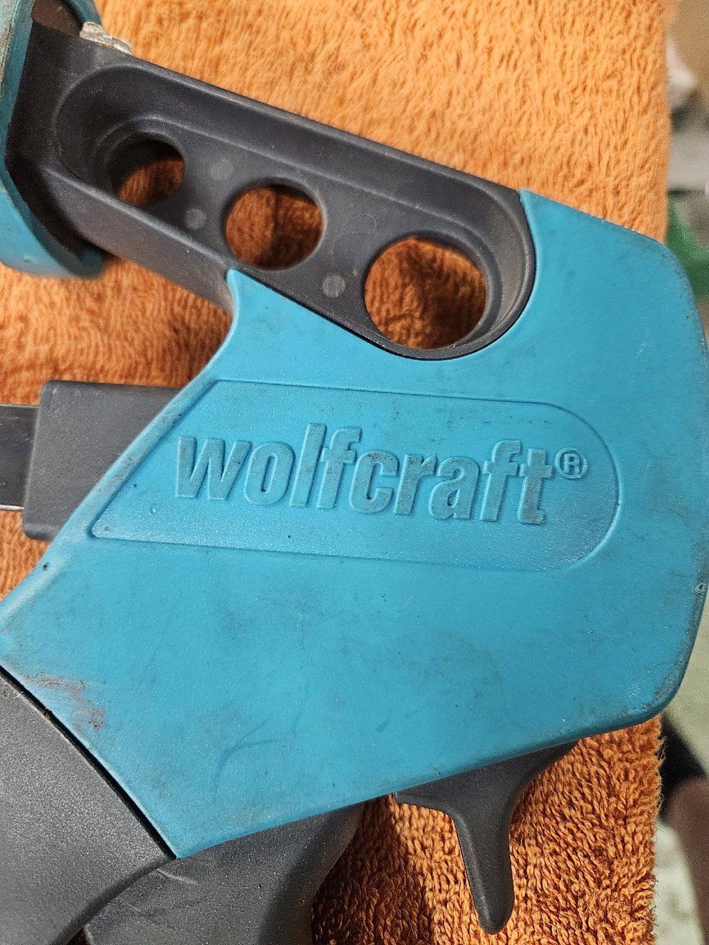 Wolfcraft Tutti gli attrezzi: Wolfcraft Einhandzwingen 4 Stk. ca. 30cm Einsatzlänge (G) – Usato da Rorschach venduto da TimelessTrading 1