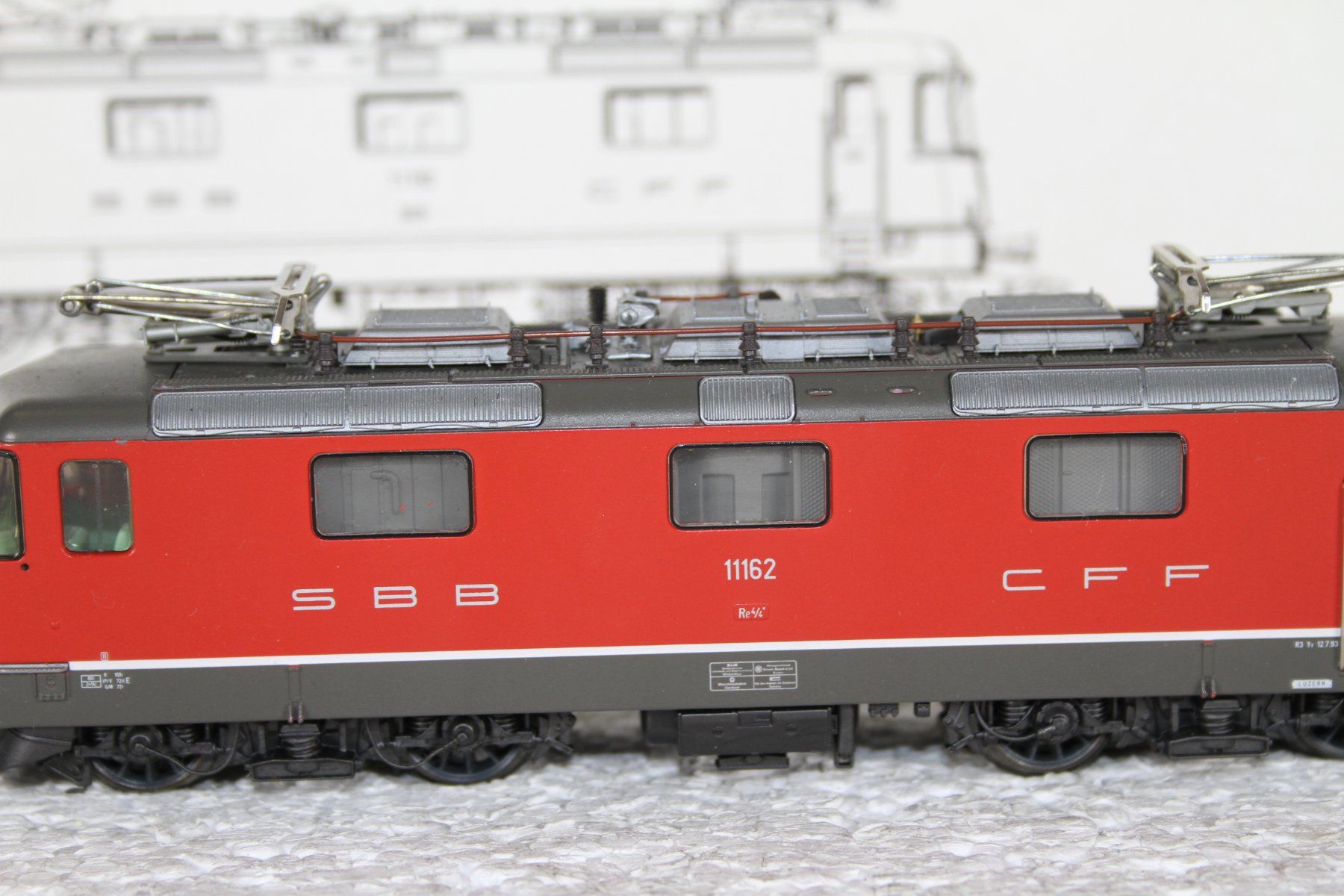 Märklin Modellini di ferrovie: Märklin 3434 SBB Re 4/4 delta-digital rot – Usato da Triesen venduto da gleis8 4