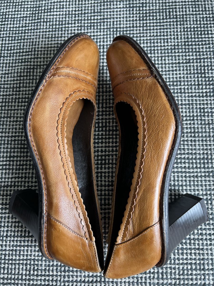 Damenschuhe: Vintage brown Leather pumps size 37 – Gebraucht aus Zürich von dor_9l9g 2