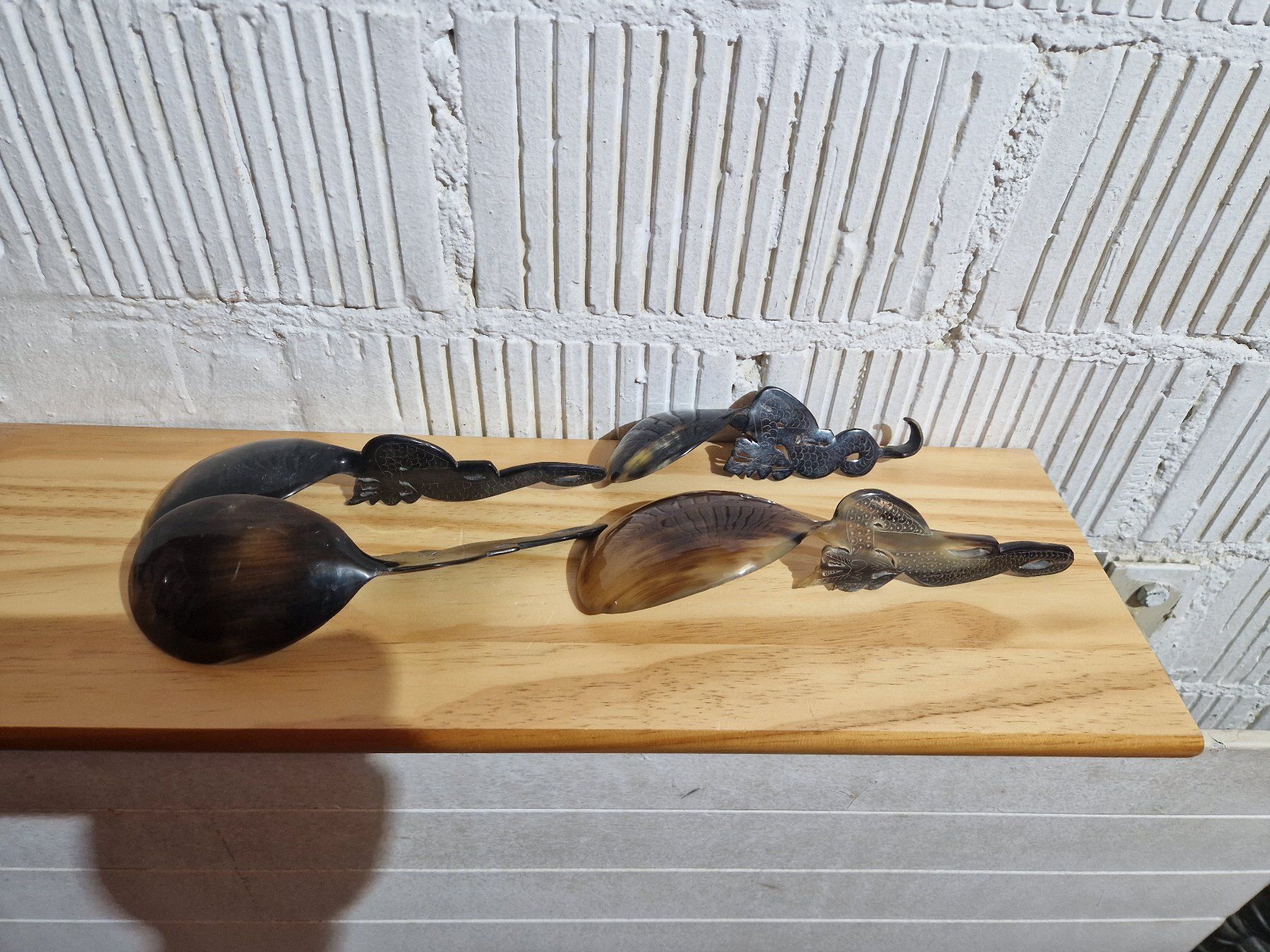 Löffel: Löffel Kunst Horn – Gebraucht aus Seedorf BE von Stibutz 4