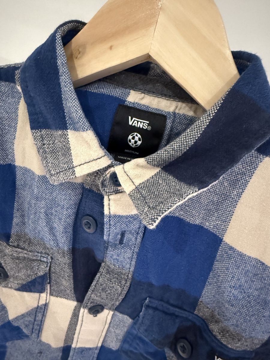 Camicie: Kinder Vans Shirt, GR 145cm / M – Usato da Unterägeri venduto da Lerchemeerenge 1