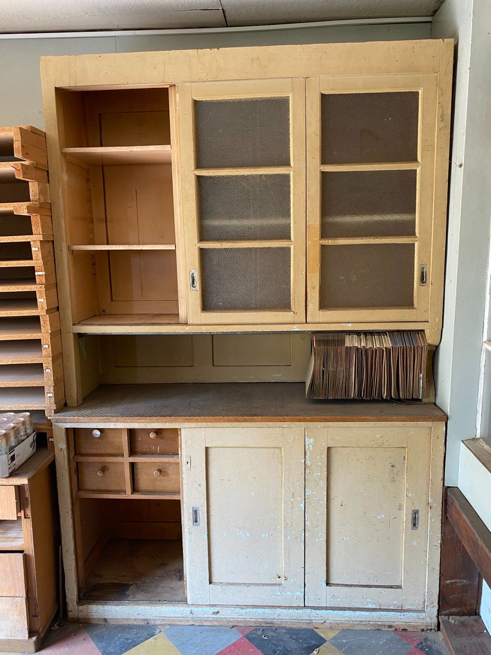 Armoires: Antiker Schrank – D'occasion à Kriessern par schwedenstahl_fan 2