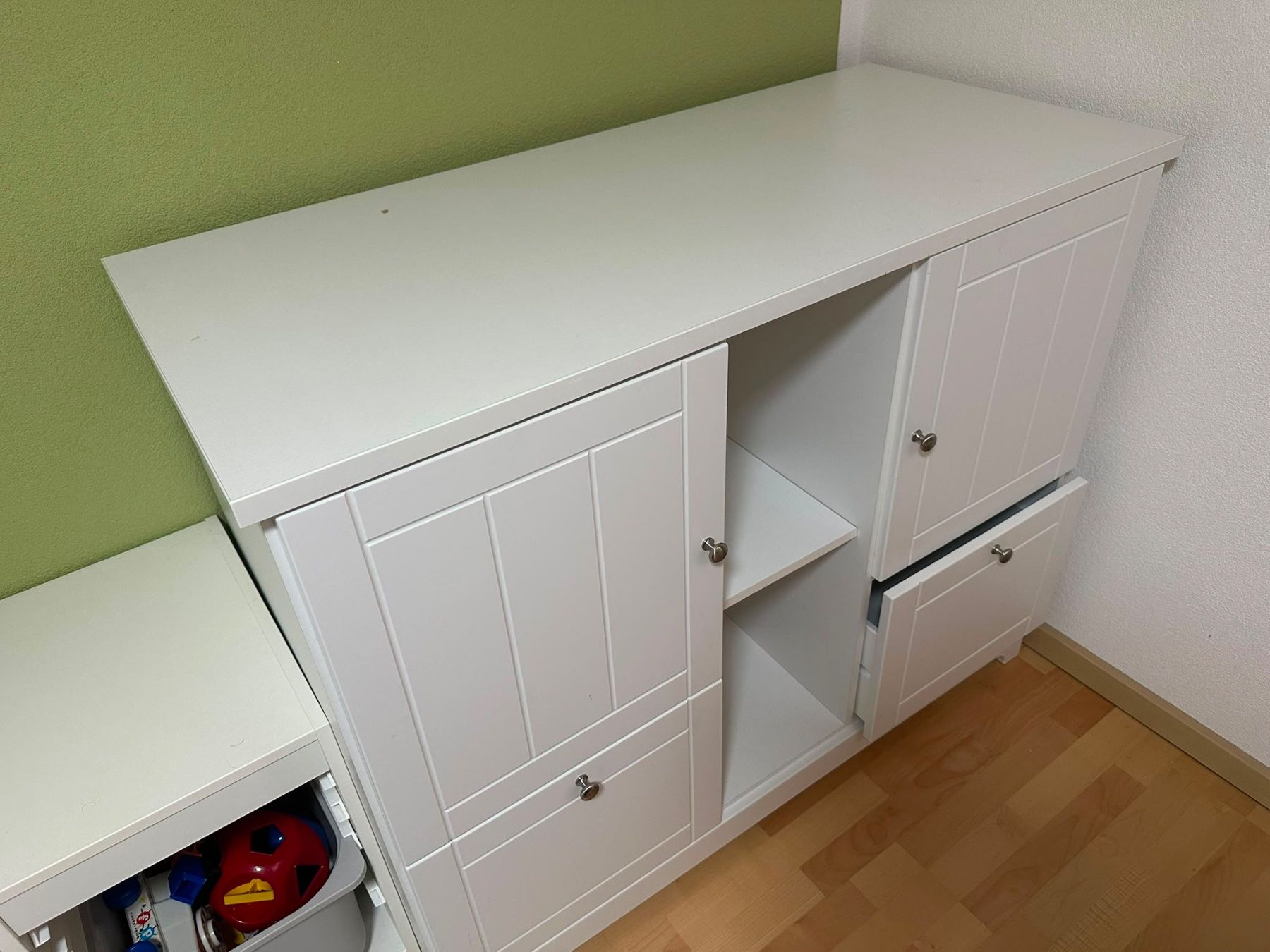 Commodes: Kommode Weiss – D'occasion à Ettingen par M.A.S.