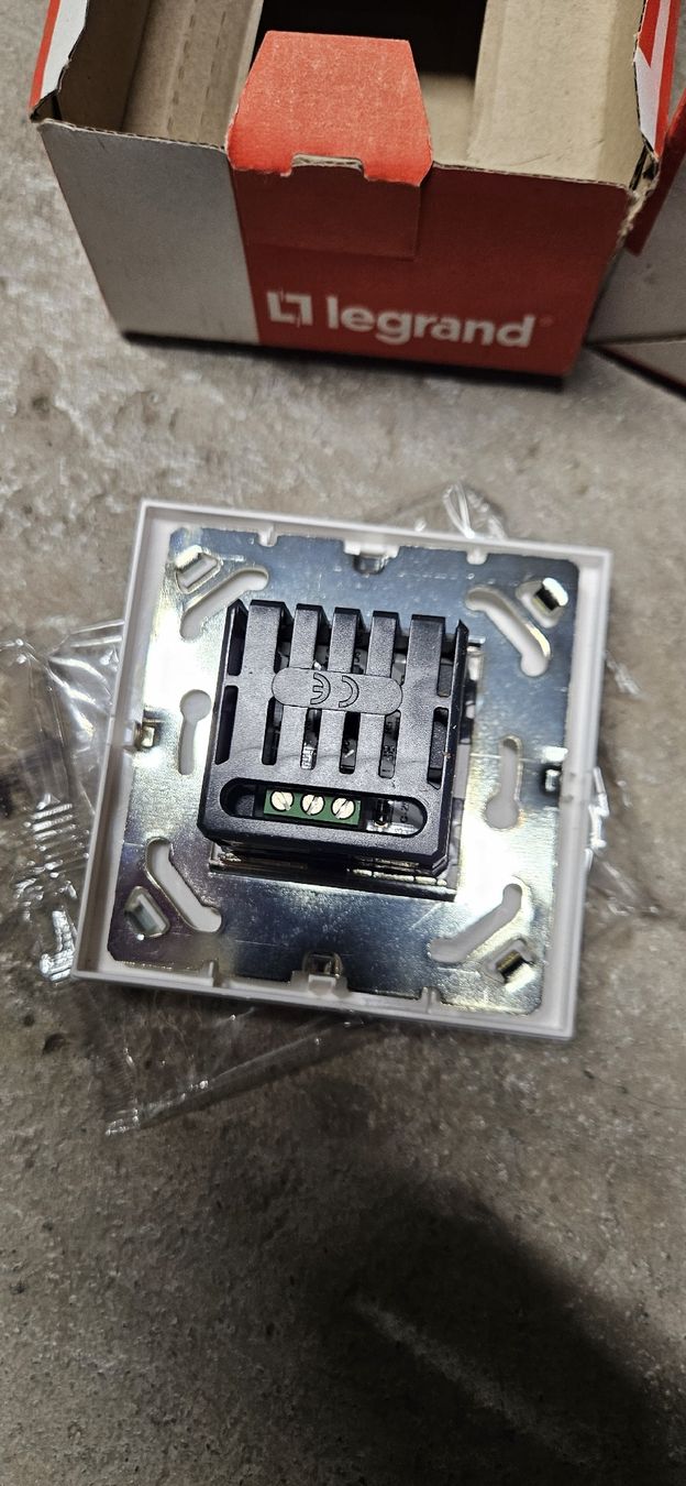 Legrand Spine: Legrand Orientierungslicht, Effen S078510UP61, – Nuovo e nell'imballaggio originale da Baar venduto da Vel...Baar45 5