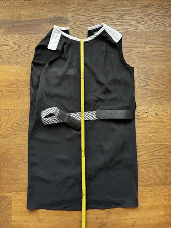 schwarzes Casual Kleid mit Gurt