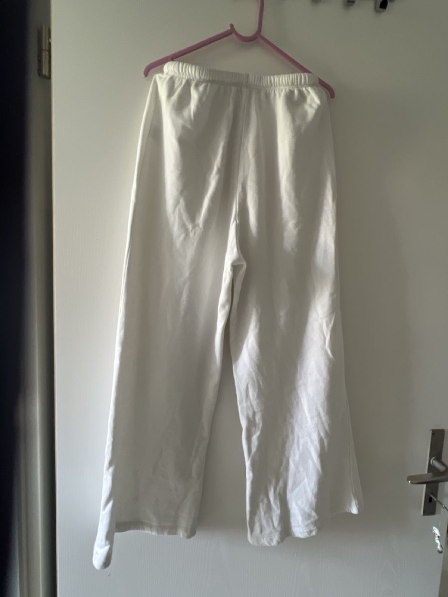 Primark Hosen: Hosen Primark Weiss Groesse 140cm  – Gebraucht aus Villmergen von KIWI7983 1