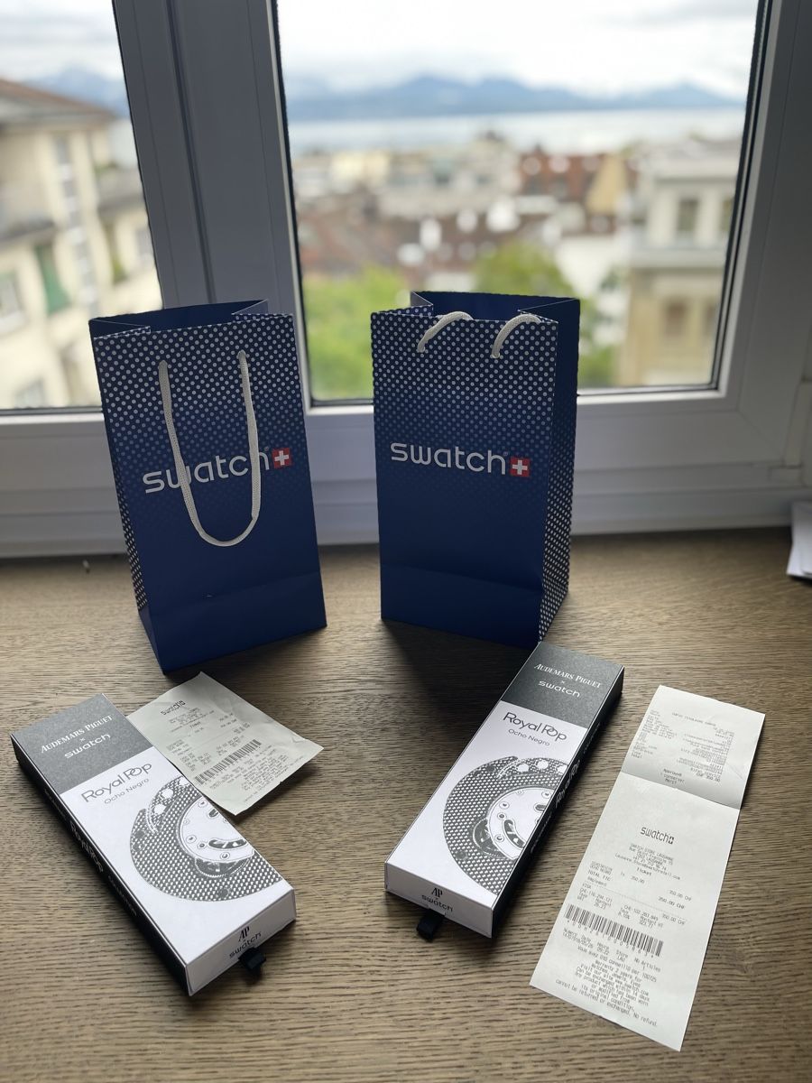 Swatch Orologi: Ocho Negro Royal Pop 2 montres  – Nuovo e nell'imballaggio originale da Lausanne venduto da sof_5rtj