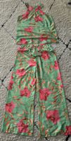 Sommerhose mit passendem Oberteil.  Sehr angenehmer Stoff.