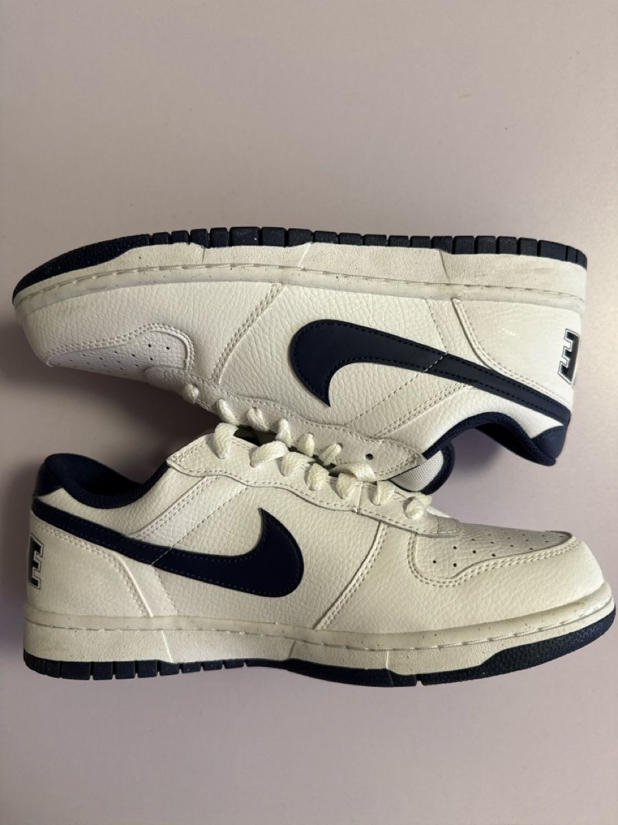 Nike Scarpe da uomo: Nike Big Low White : Taille 42 – Usato da Châtelaine venduto da jas_9wnr 2