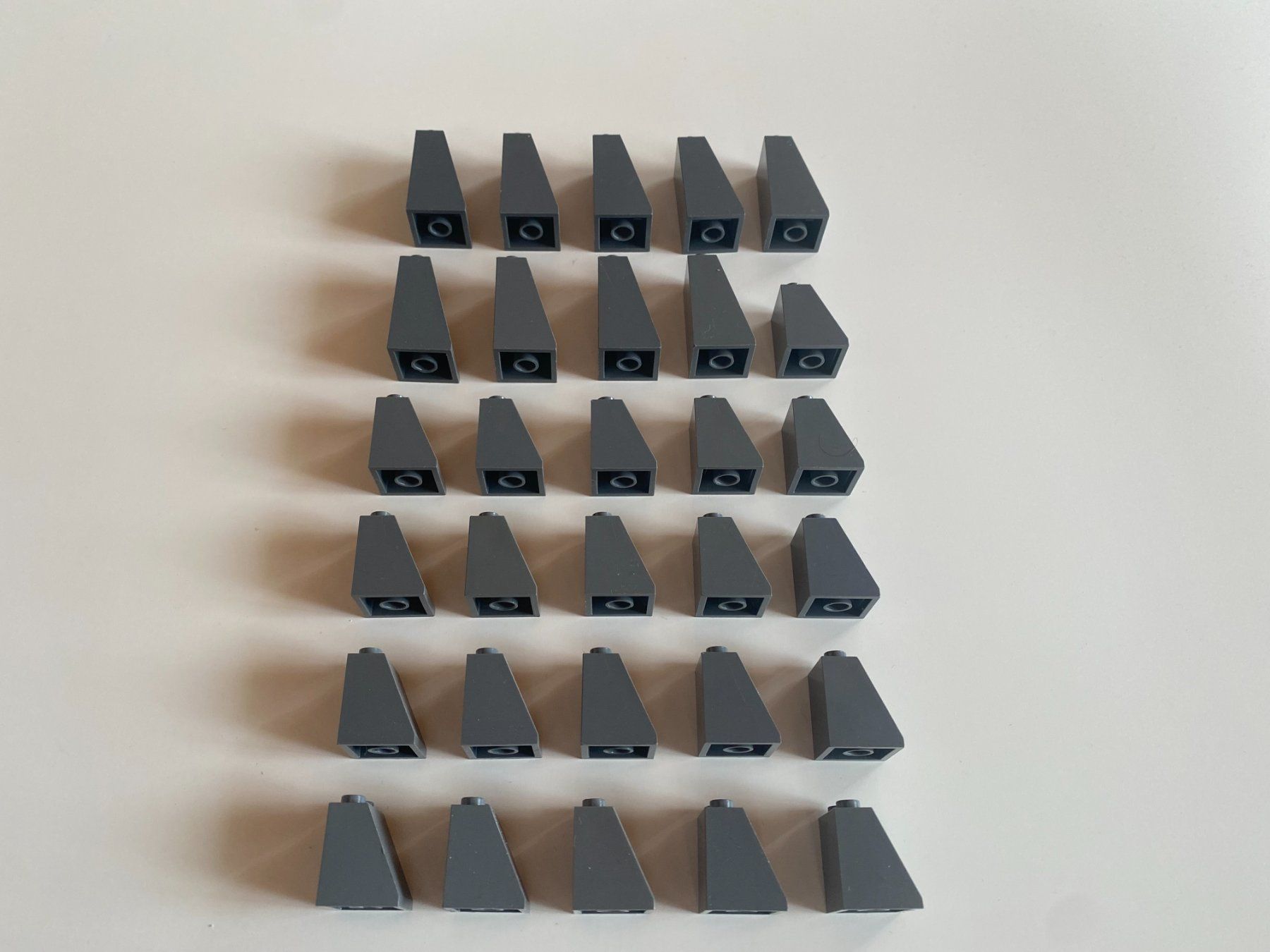 Lego Giocattoli: LEGO - DIVERSE - GRAUE - SCHRÄG - STEINE – Usato da Gelterkinden venduto da ajdt4