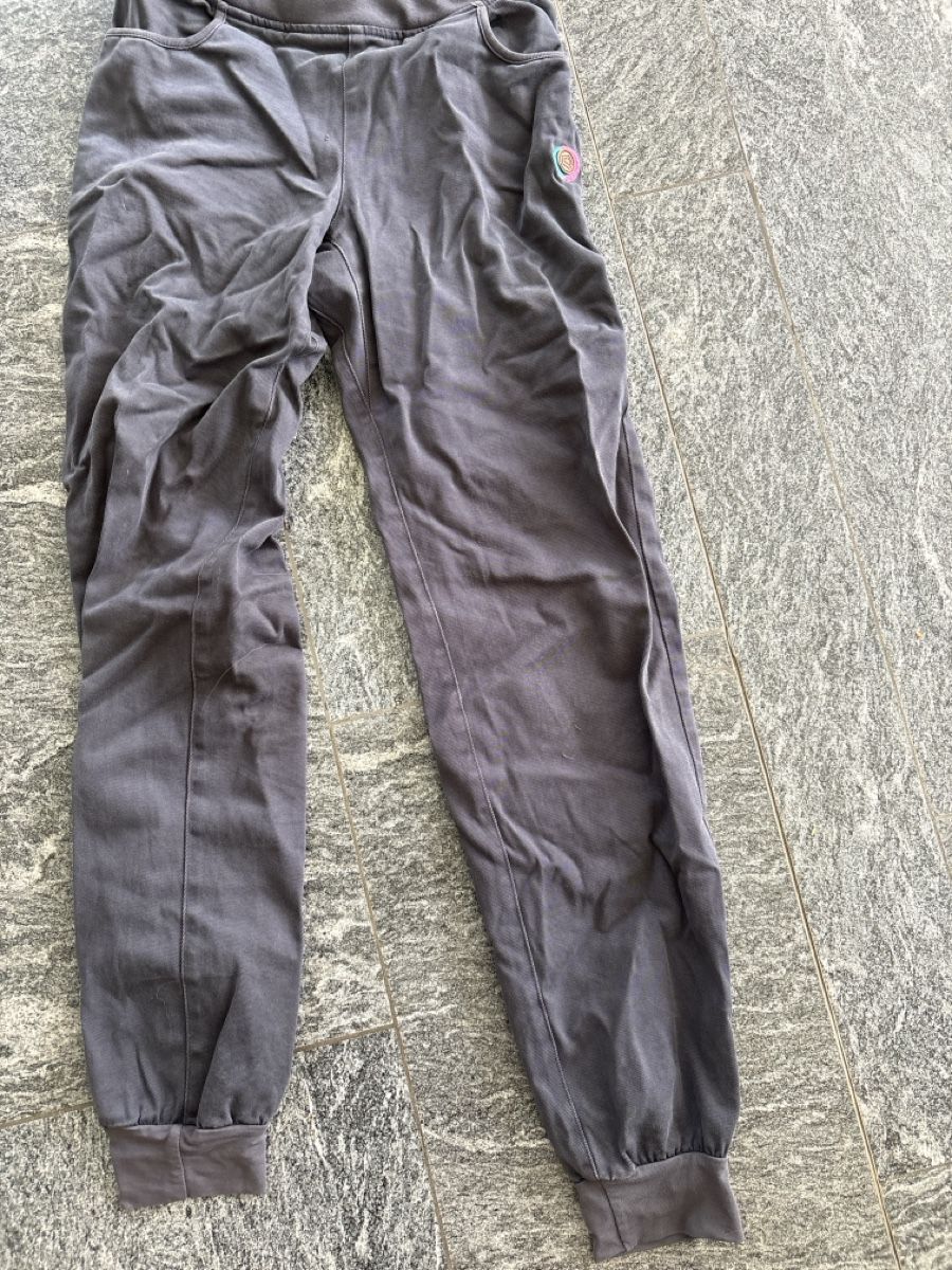 E9 Hosen: E9 Boulderhose Kletterhose – Gebraucht aus Lumino von Red53 1