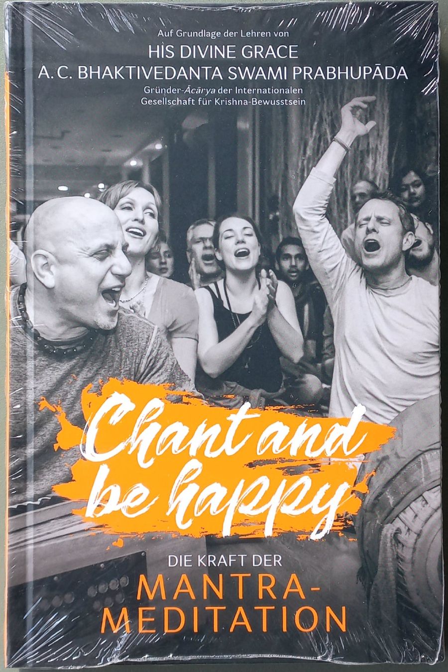 Libri: Bagwan - Chant and be happy - Deutsch – Nuovo e nell'imballaggio originale da Niederuzwil venduto da lubimaja