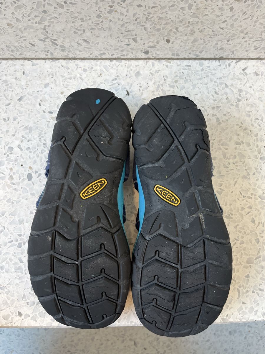 Keen Scarpe per ragazzi: KEEN Trekkingsandalen Gr. 34 – Usato da Luzern venduto da Aldabema 4