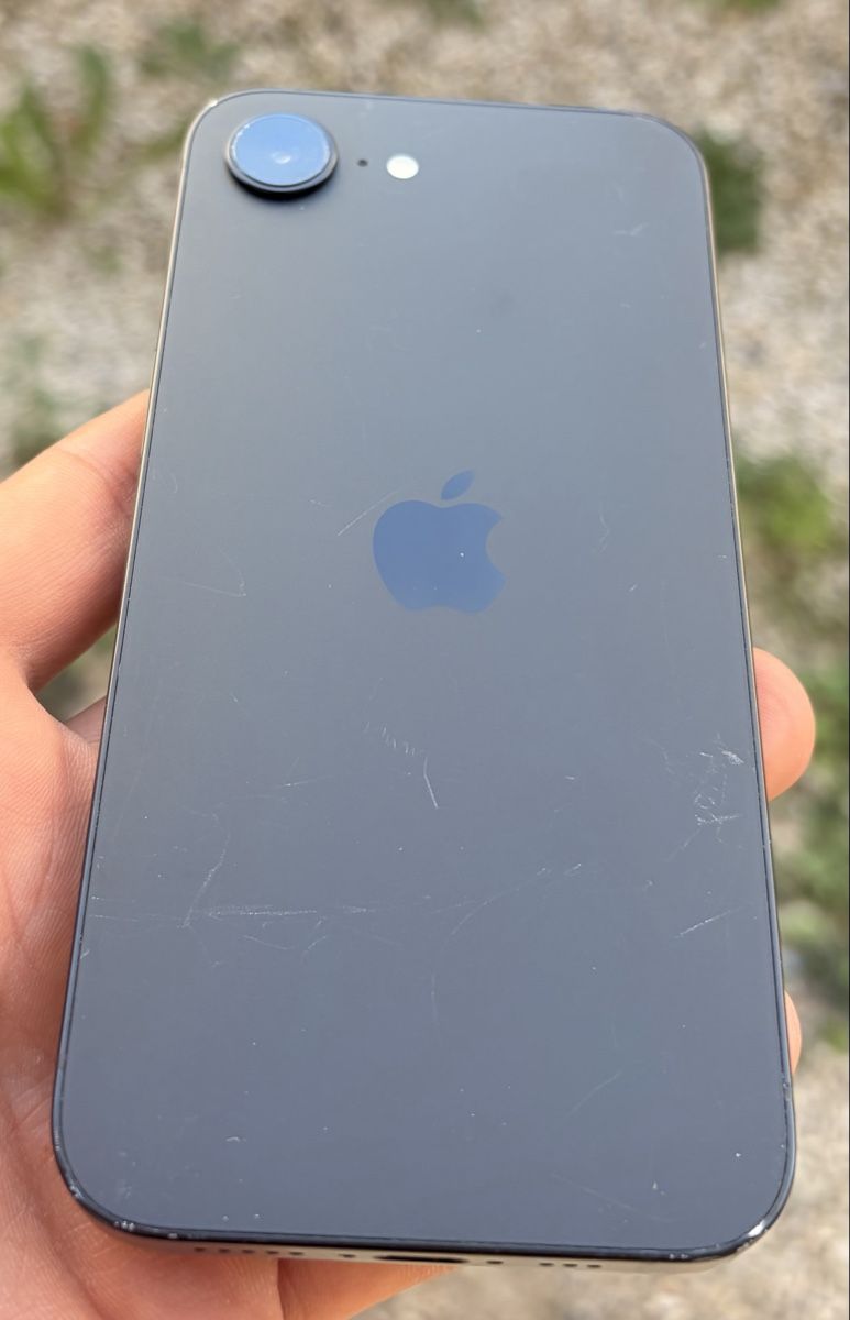Apple Telefoni cellulari / Smartphones: iPhone 16e 128Gb – Usato da Lausanne venduto da AppCraft 3