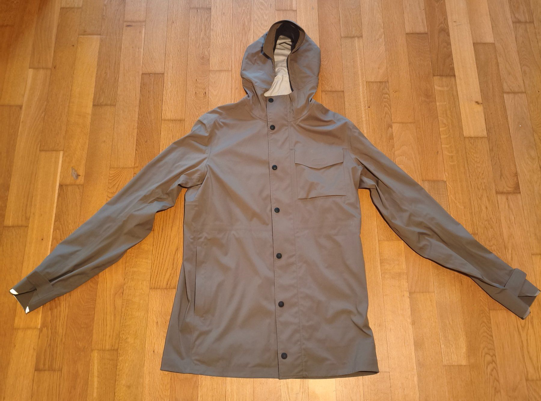 Canada Goose Giacche: Canada Goose rain jacket – Nuovo (secondo la descrizione) da Zürich venduto da gds90 4