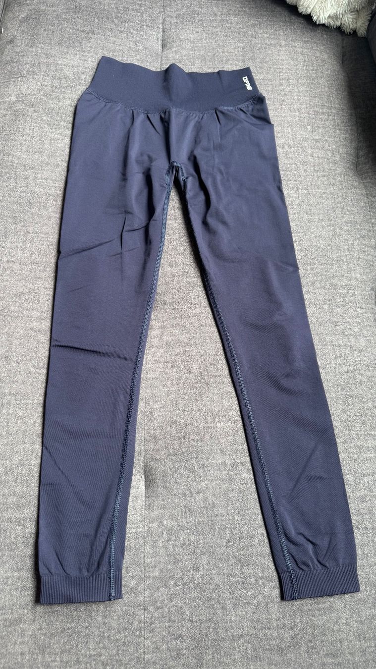 DFYNE Leggings: Dfyne Leggings dunkel blau grösse S – Nuovo (secondo la descrizione) da Neuenkirch venduto da viv_wj7w